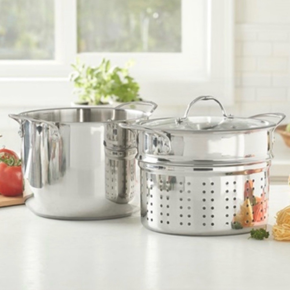 8-Qt. Stockpot with Steaming Basket